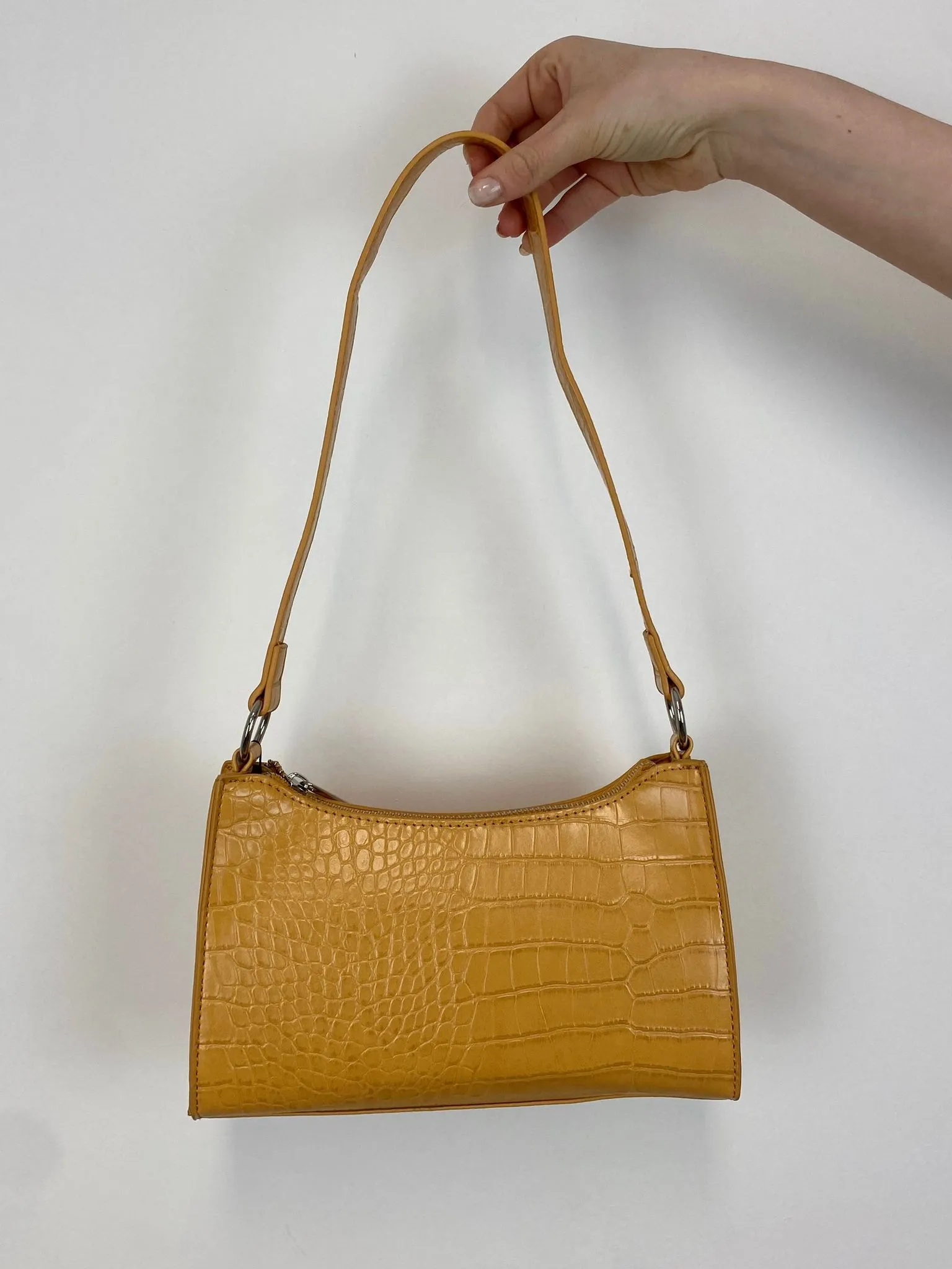 Chillie Shoulder Bag (Various Colours)