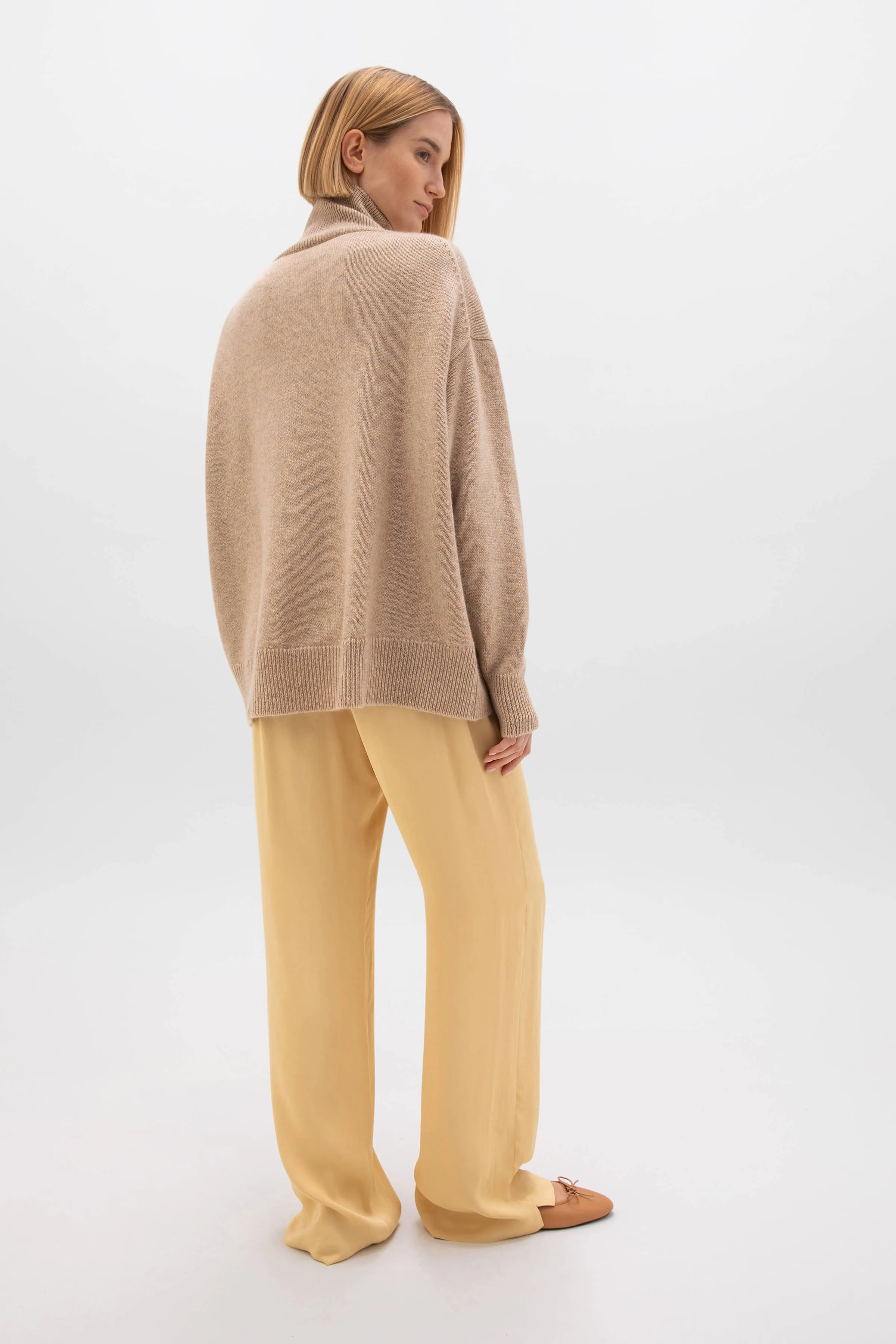 Slouchy Cashmere Roll Neck