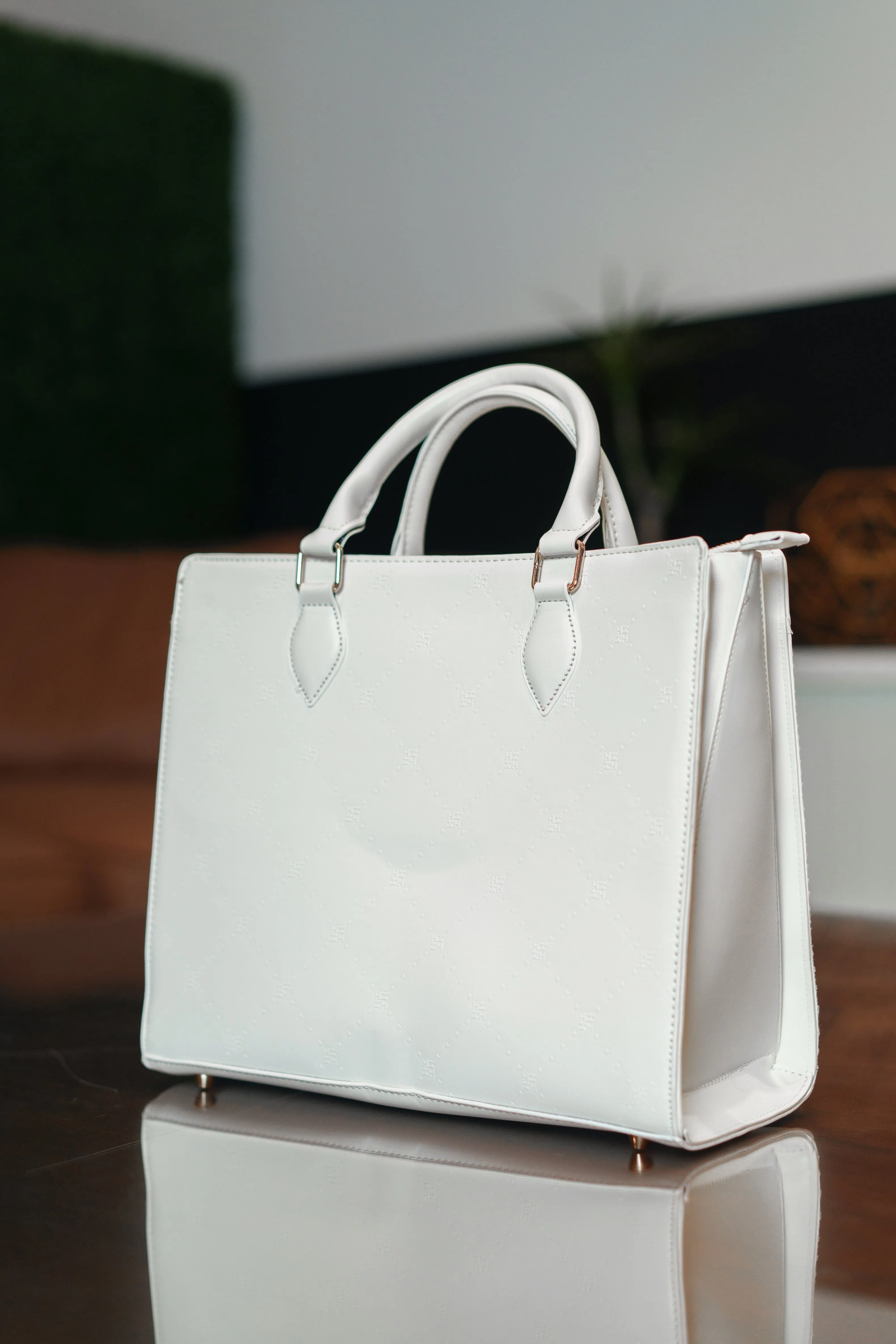 WHITE MINI LOGO HANDBAG